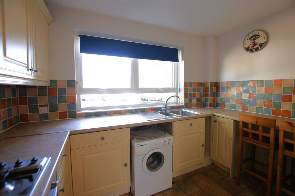 Property photo 2 of 6 Picture No. 07