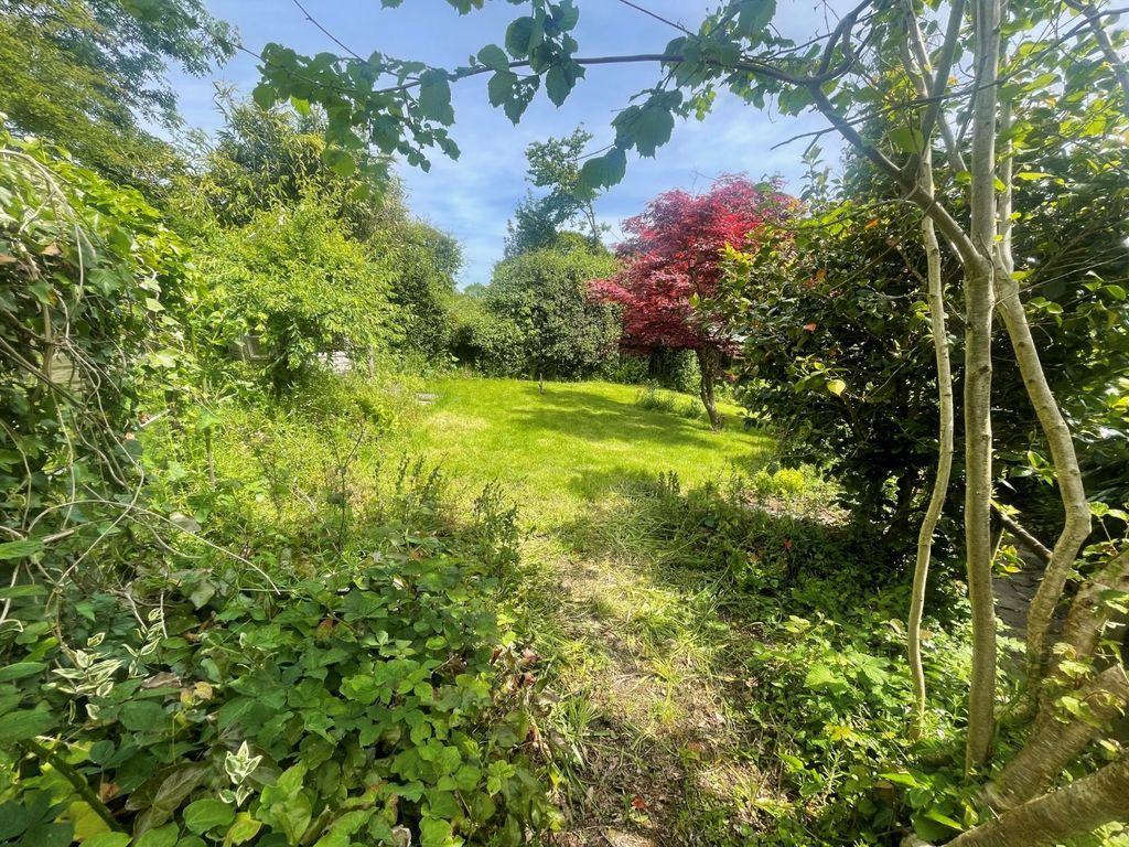 Property photo 2 of 20 4981042
