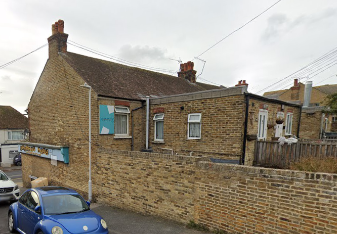 Property photo 1 of 6