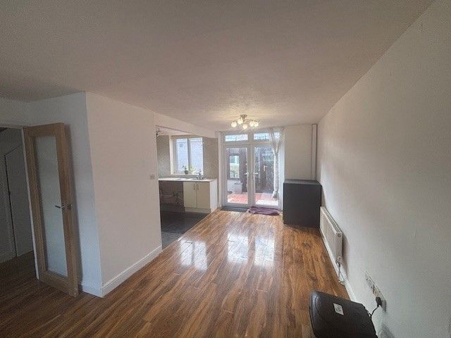 Property photo 3 of 23 Image