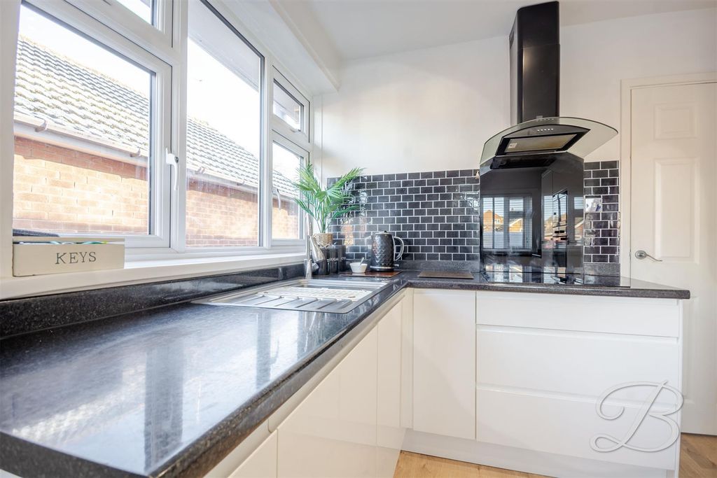 Property photo 2 of 27 Ccltd-4.Jpg