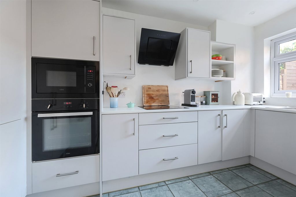 Property photo 2 of 15 Picture No. 05