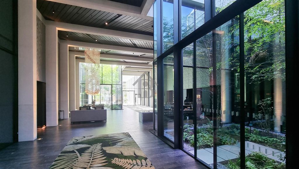 Property photo 3 of 10 Luxury One Bedroom Apartment To Let In Wardian