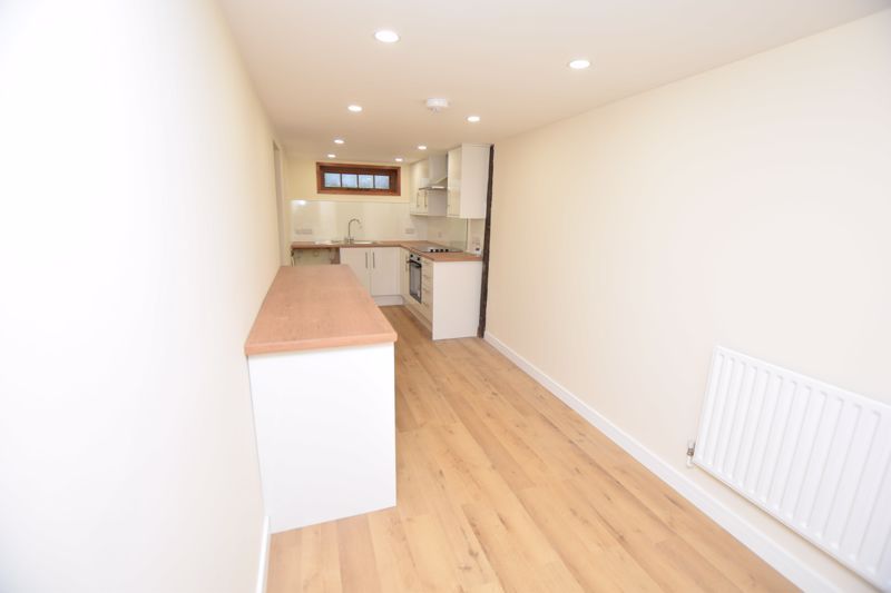 Property photo 3 of 11 Photo 24