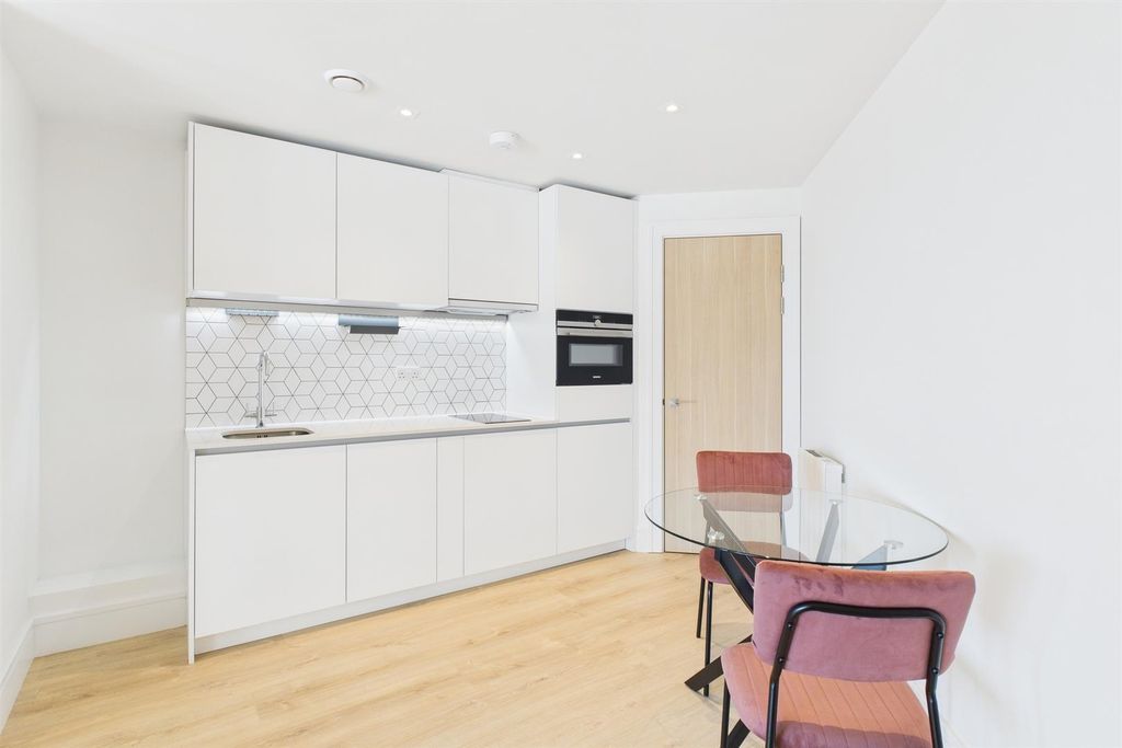 Property photo 2 of 12 2.Jpg