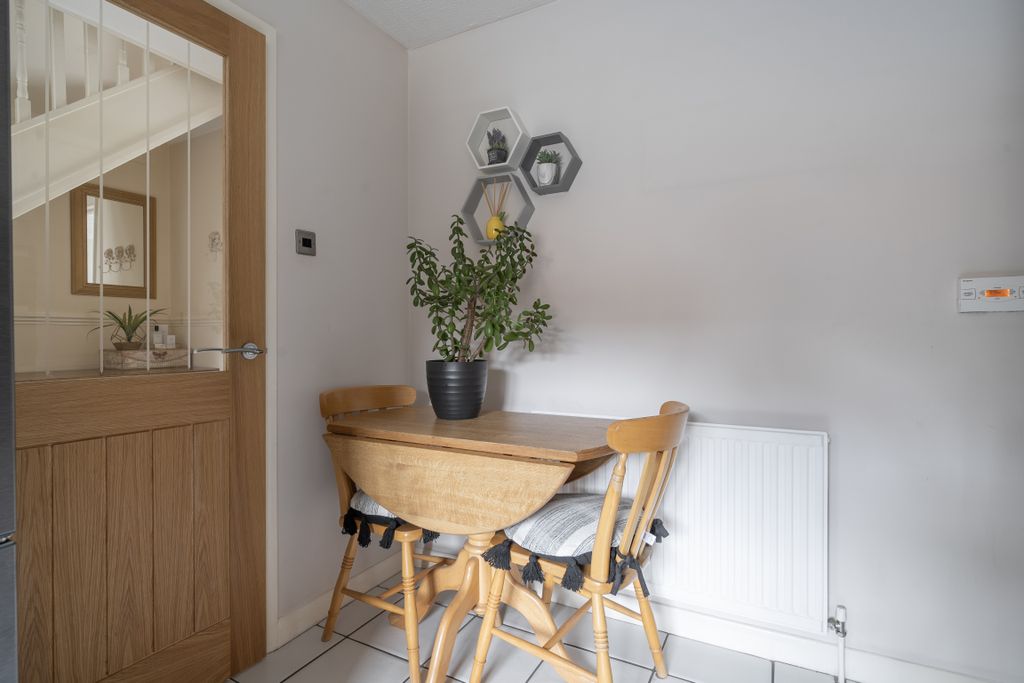 Property photo 3 of 17 1425882-7-69B92d70cd1d2