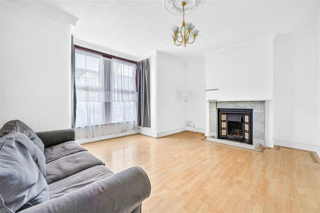Property photo 1 of 17 5.Jpg