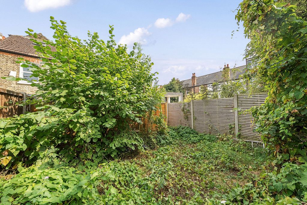 Property photo 3 of 14 Garden