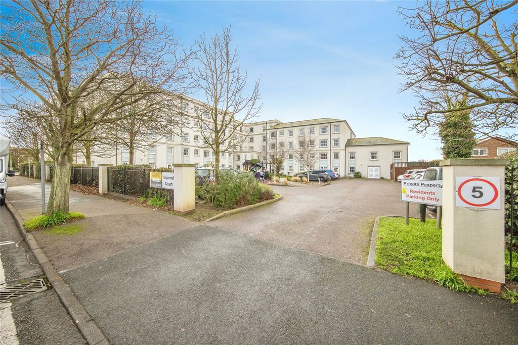 Additional image 9 of 2 bed flat for saleImperial Court, Clacton-On-Sea CO15