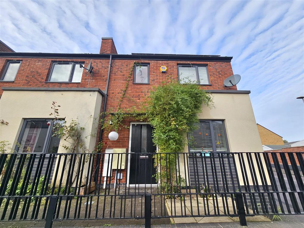 Property photo 1 of 11 Front Elevation