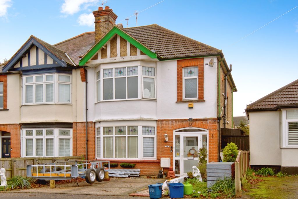 Property photo 1 of 17 Photography