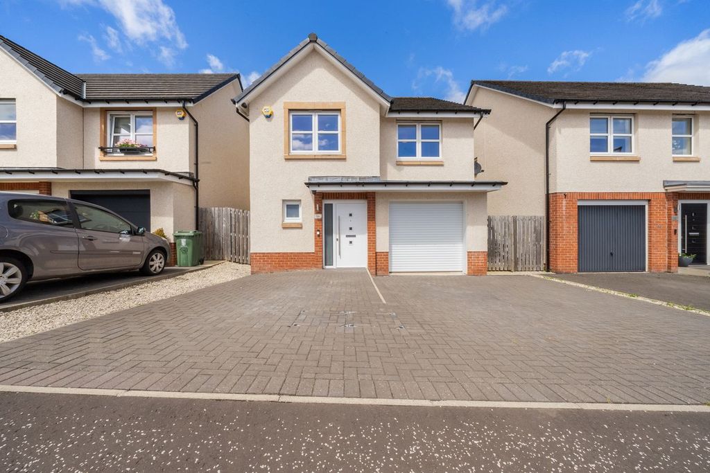 Property photo 1 of 37