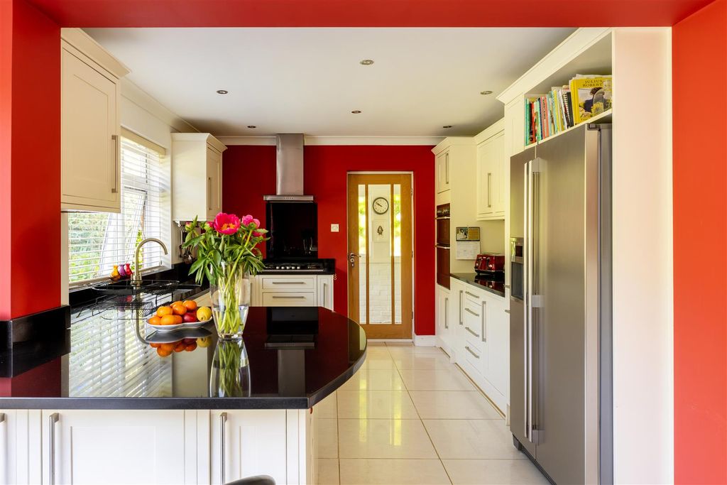Additional image 5 of 4 bed detached house for saleBeverley Heights, Reigate RH2