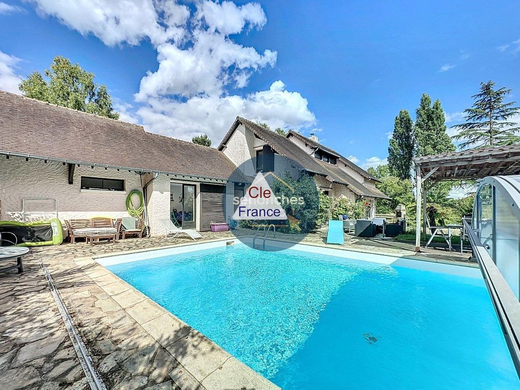 Property photo 1 of 24