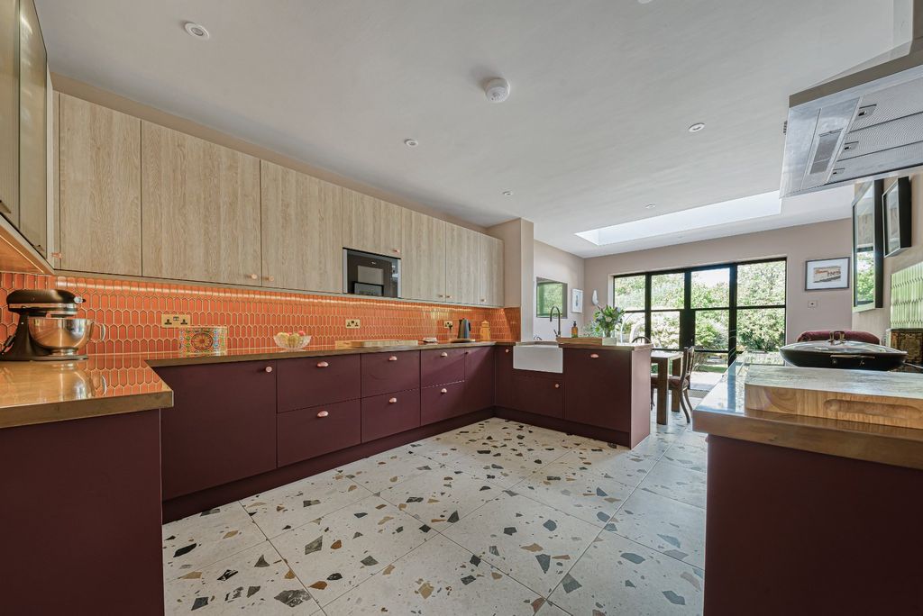 Property photo 1 of 45 Picture No. 39