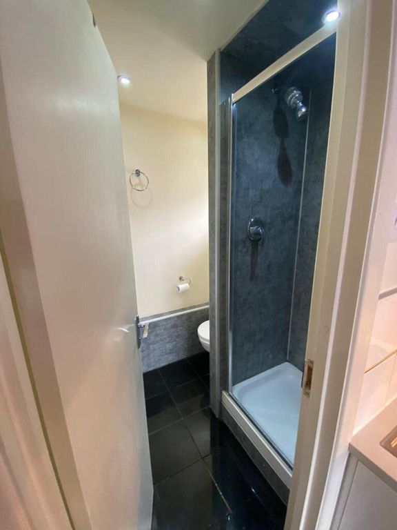 Property photo 3 of 8 Bathroom