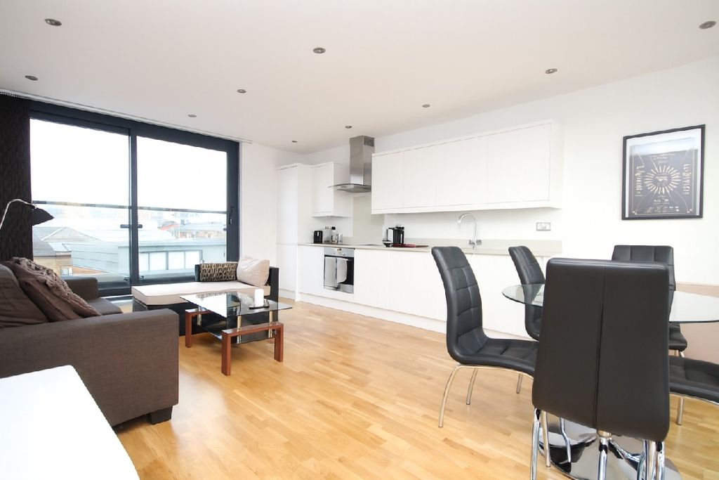 Property photo 2 of 10 Photo 1