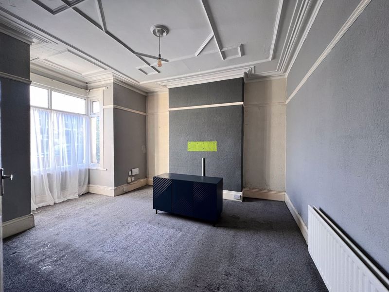 Property photo 2 of 12 Photo 9