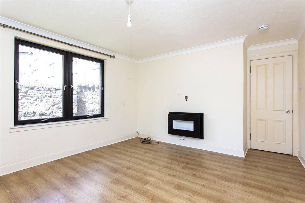 Property photo 3 of 13 Photo 3