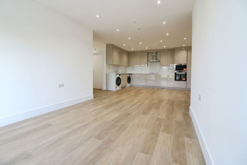 Property photo 3 of 15 Photo 16