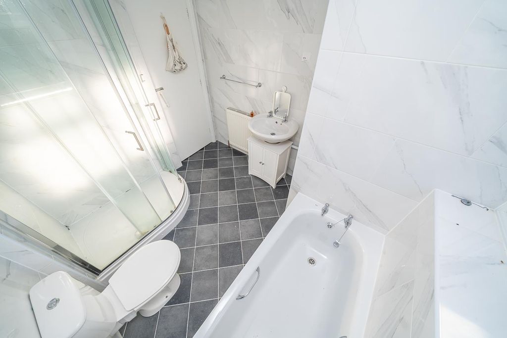 Property photo 3 of 26 Webbs-31.Jpg