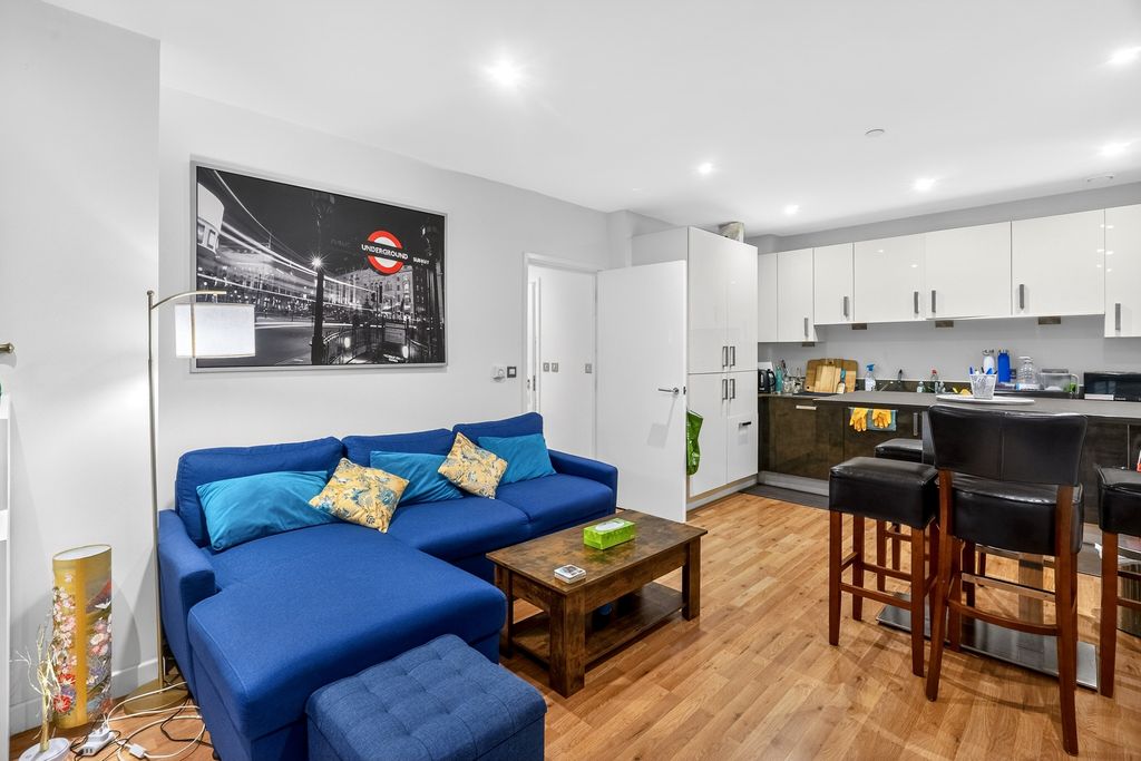 Property photo 1 of 16 Open Plan Living