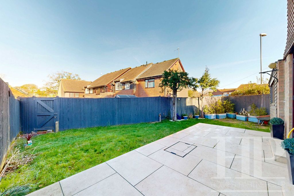 Property photo 2 of 15