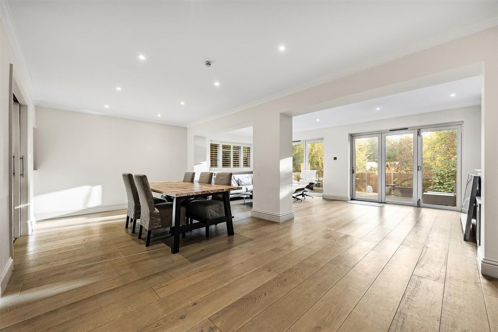 Property photo 2 of 13 Dining2.Jpg