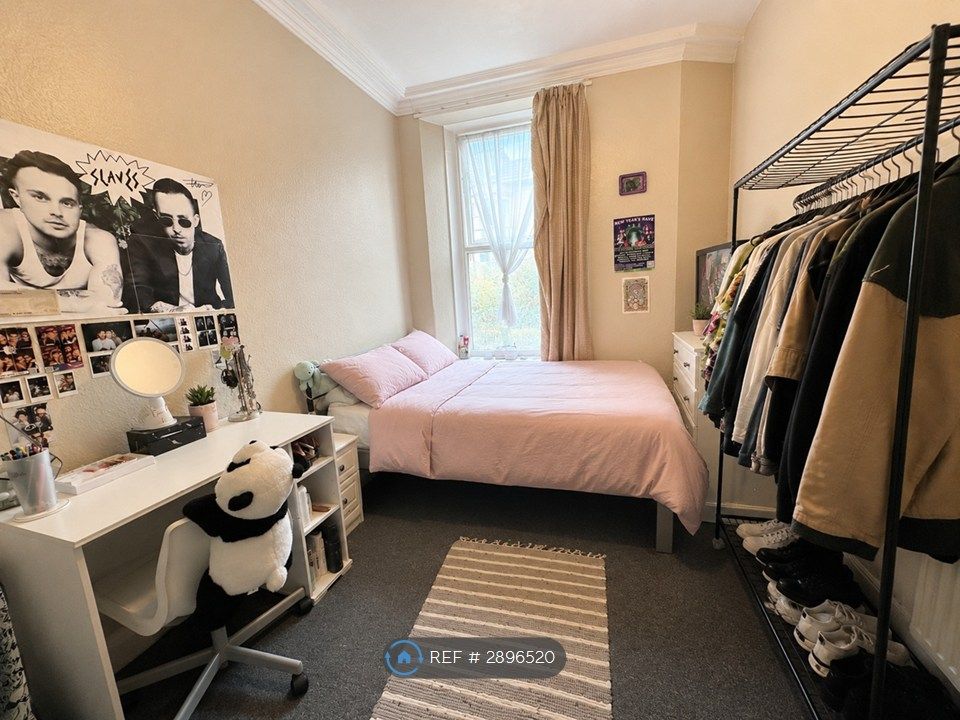 Property photo 3 of 6