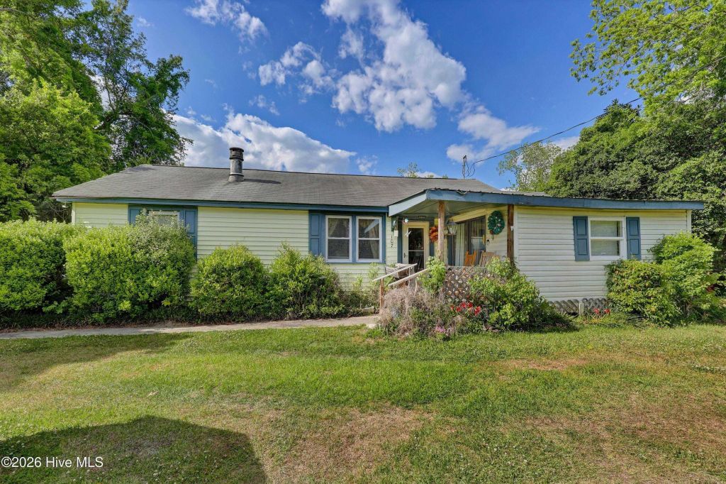 Property photo 1 of 28