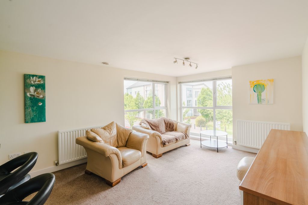 Property photo 1 of 13 15