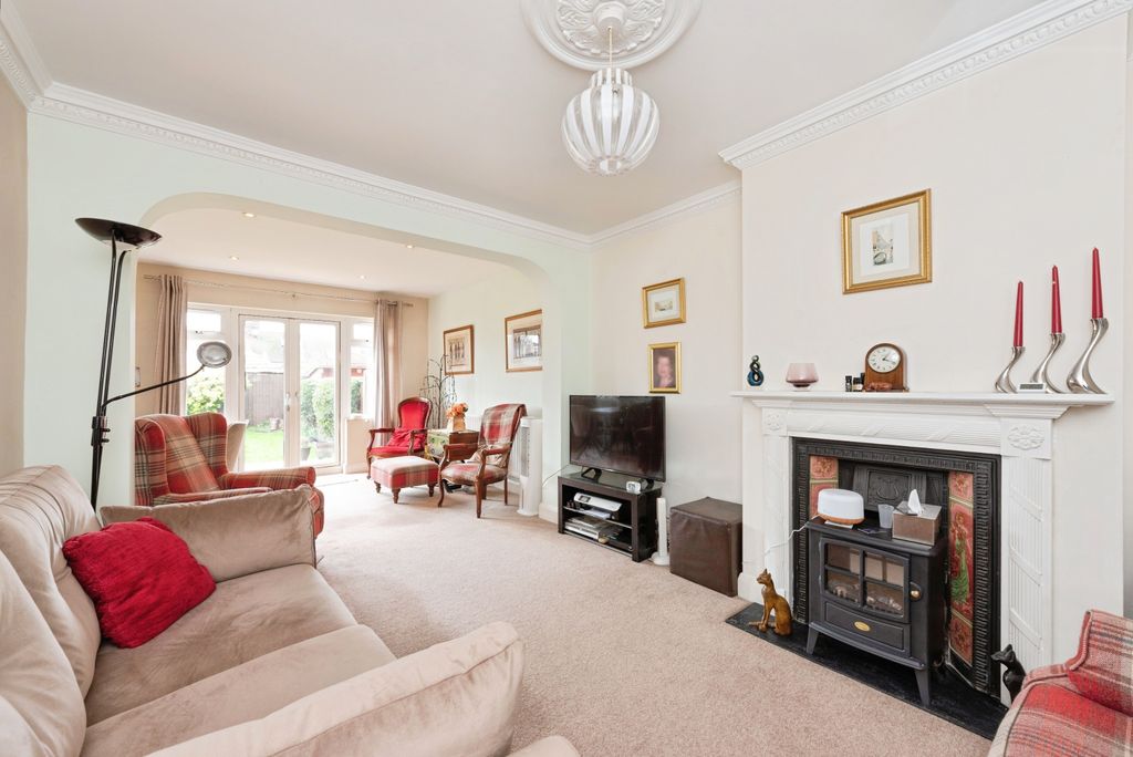 Property photo 3 of 19 Celia15Of30