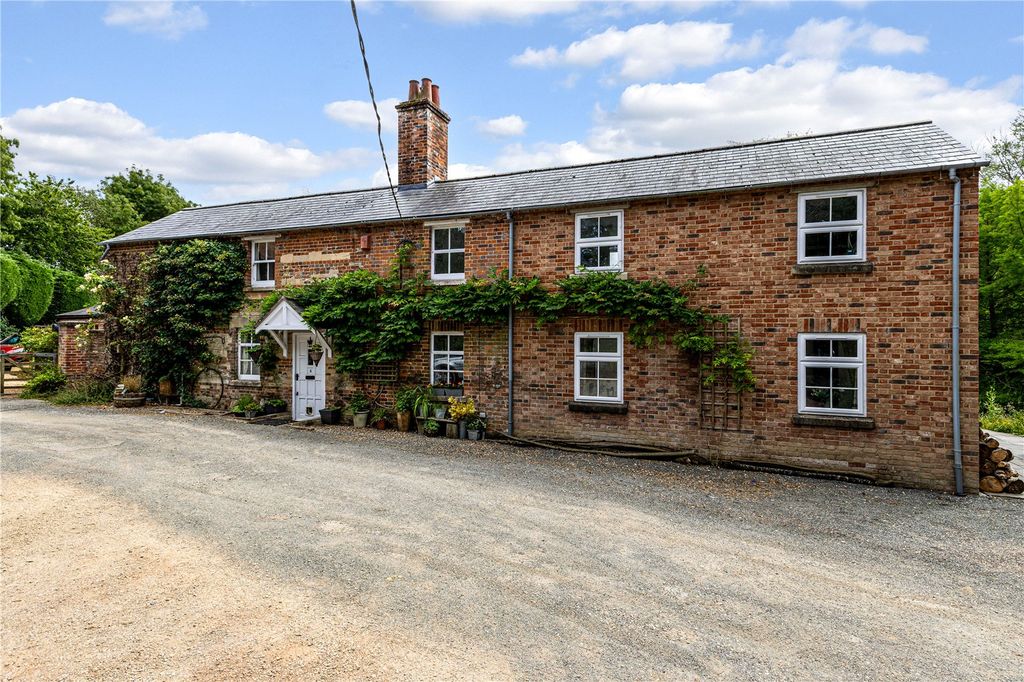 Property photo 1 of 24 Mill Cottage