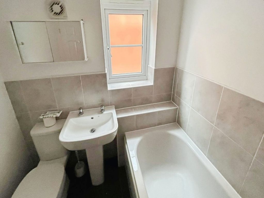 Property photo 2 of 16 Pbox-Img.Jpg