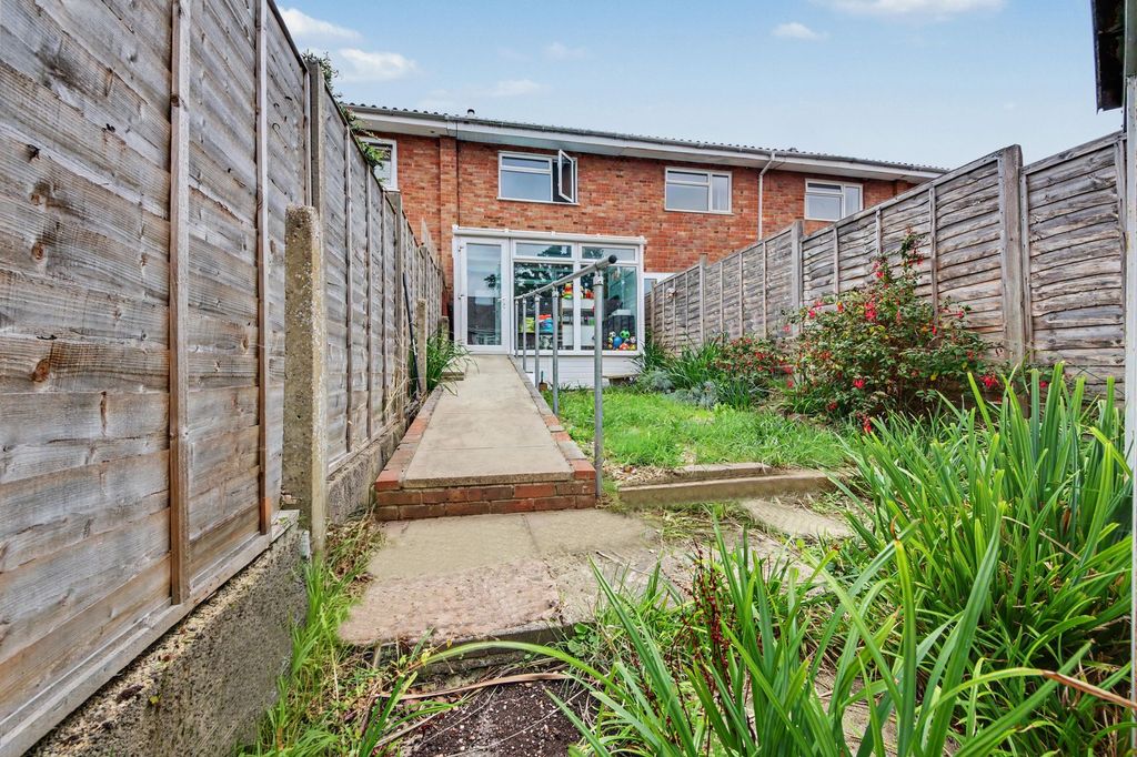 Property photo 3 of 13
