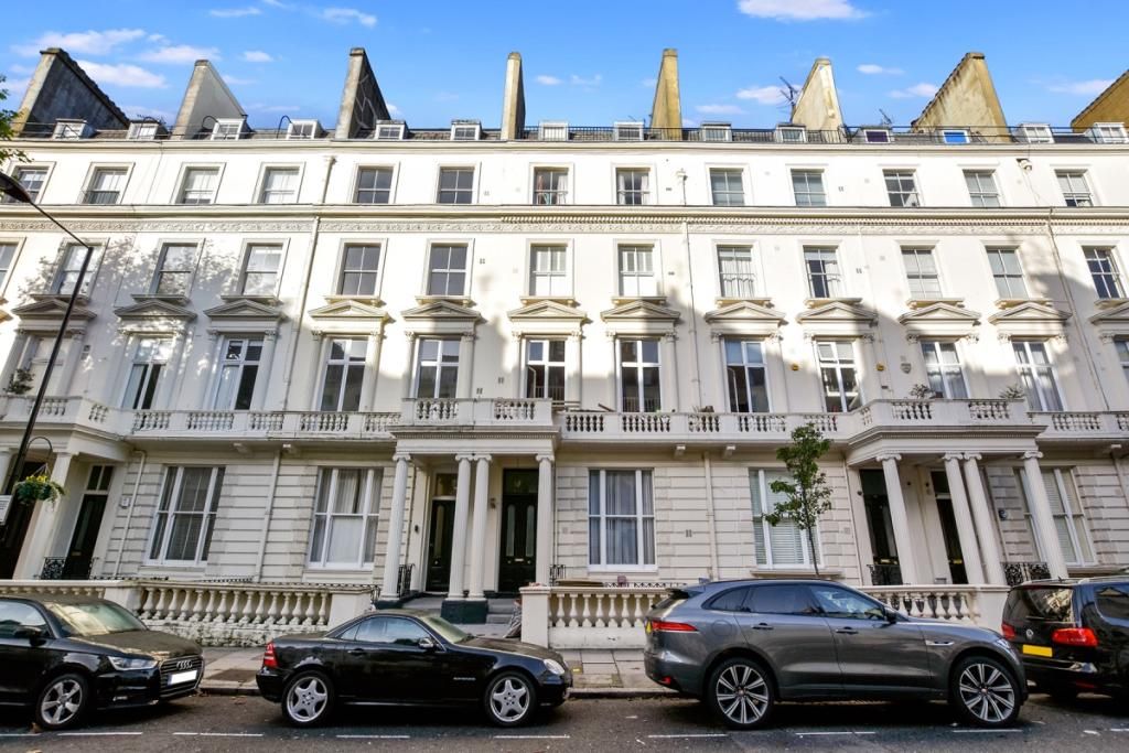 Property photo 3 of 13 Gallery