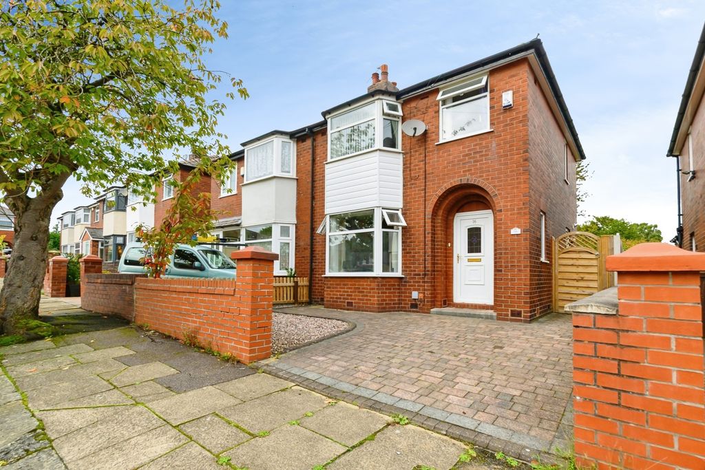 Property photo 1 of 18 Pbox-Img.Jpg