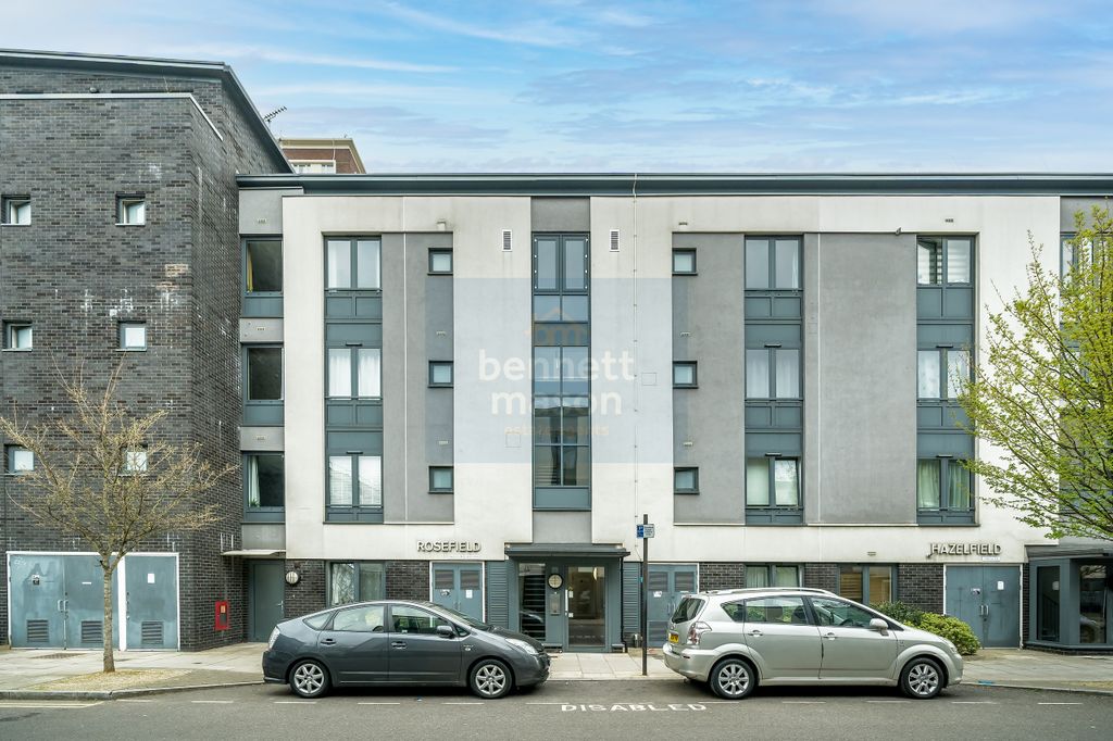 Property photo 1 of 11 A7309713-Edit