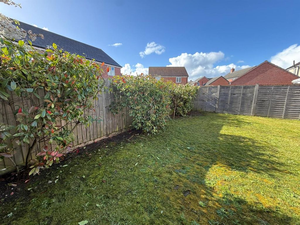 Property photo 3 of 11 Whatsapp Image 2026-04-13 At 4.12.33 Pm.Jpeg