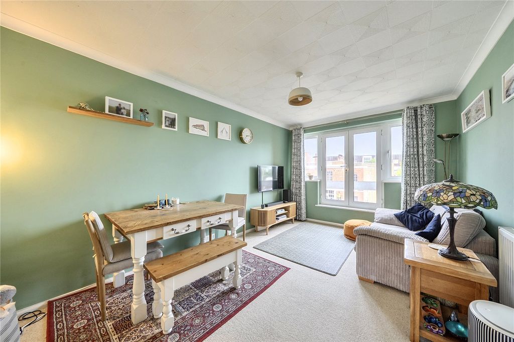Property photo 2 of 15 Picture No. 07