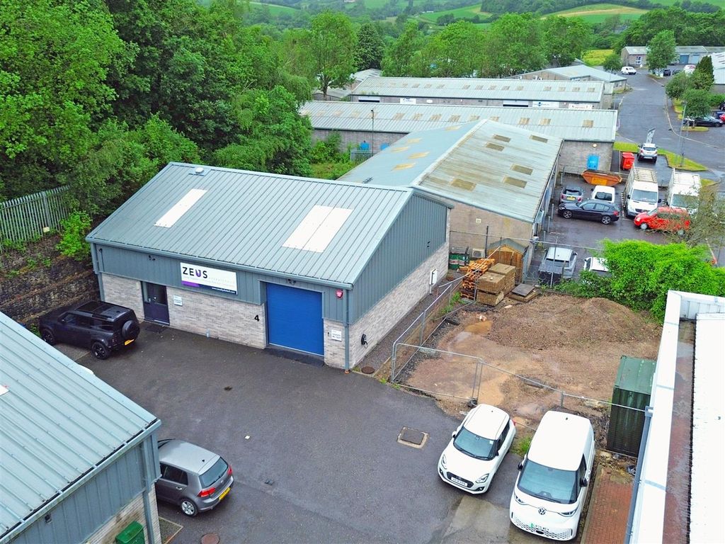 Property photo 1 of 19 Main - Industrial Unit And Plot For Auction, Pault