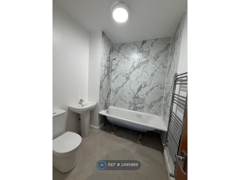 Property photo 3 of 3