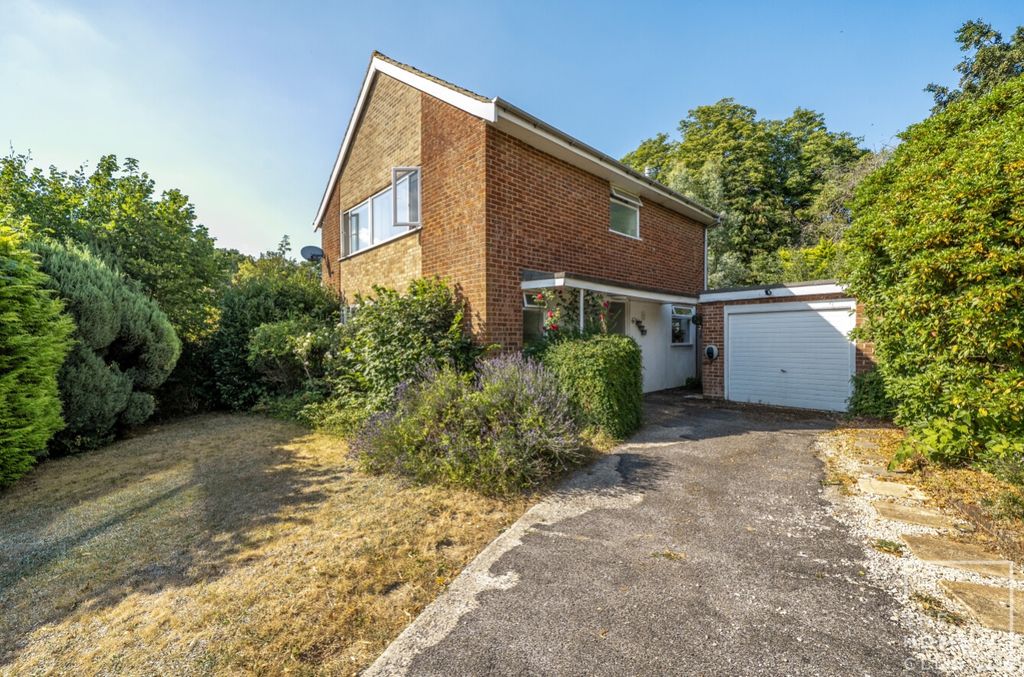 Property photo 1 of 14 B4E66282-98F4-401A-B6cc-482Ad9c25F87