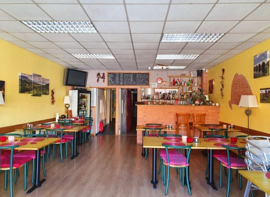 Property photo 2 of 6 Image 2