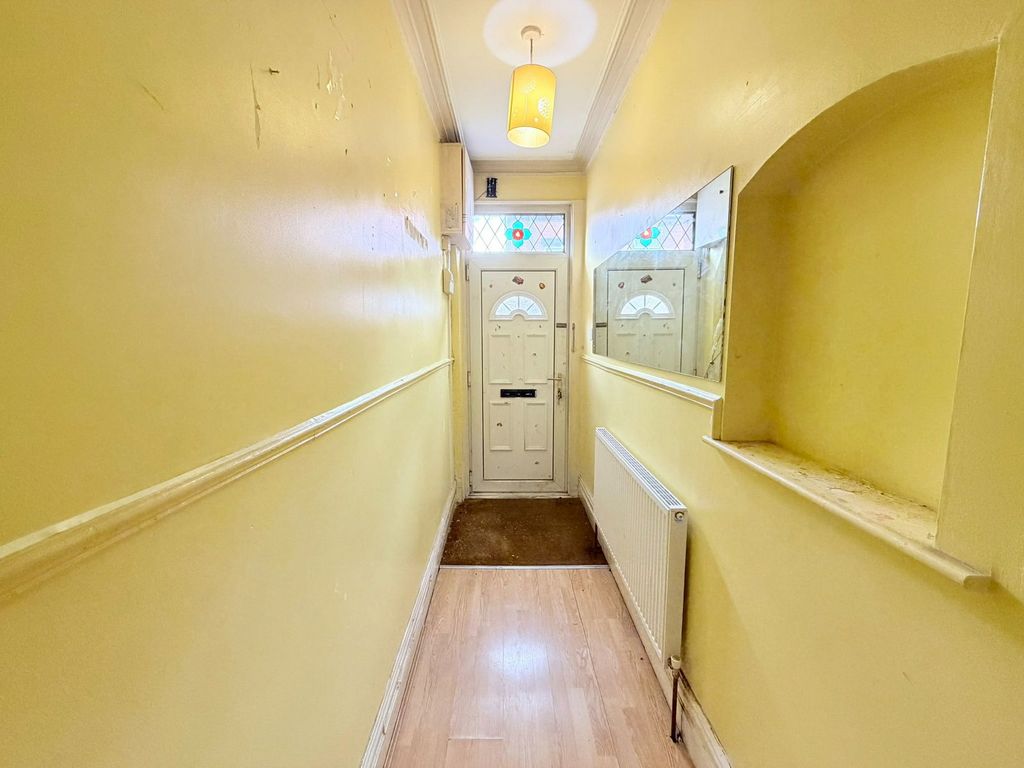 Property photo 3 of 22