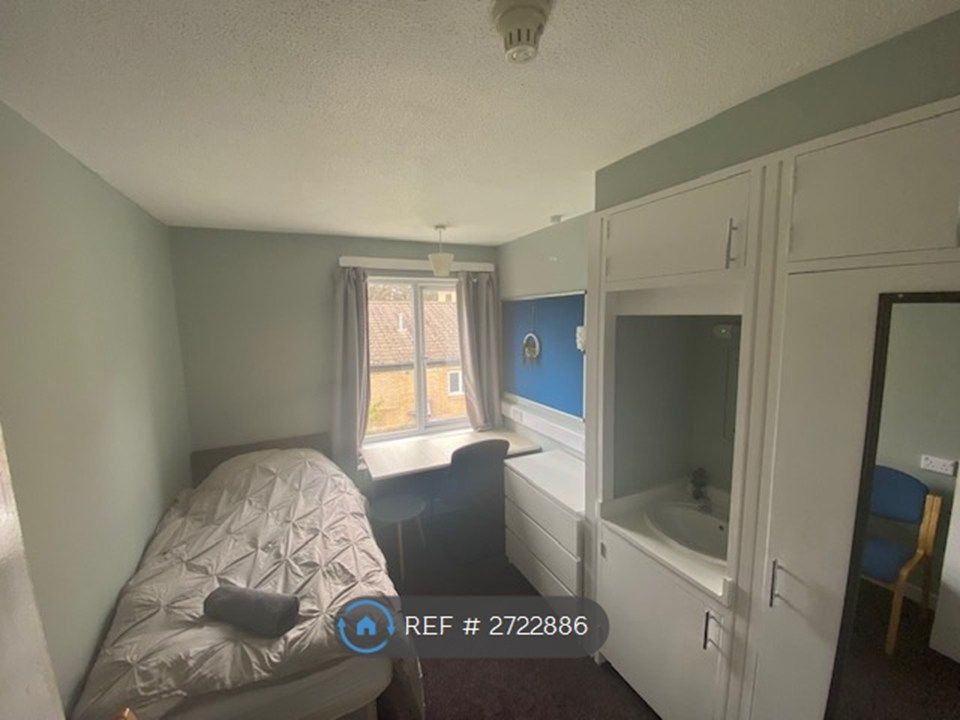 Property photo 2 of 2