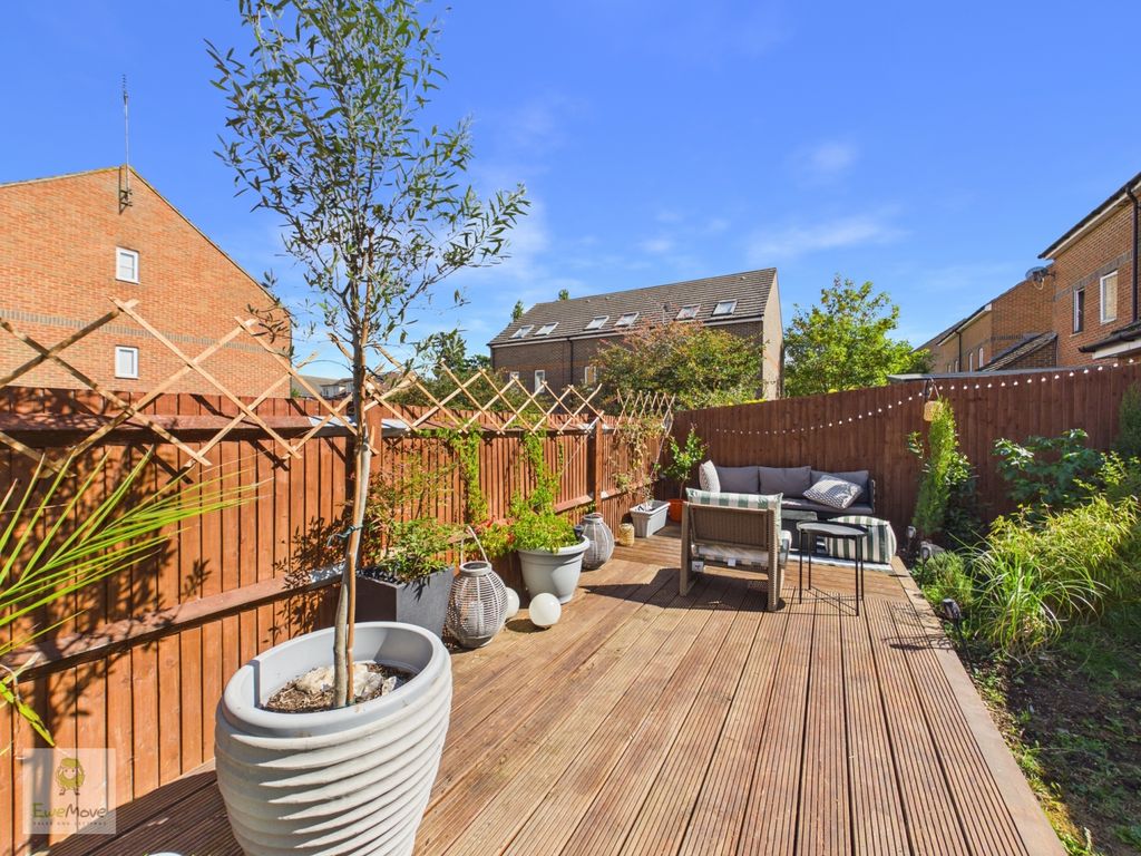 Property photo 3 of 21 Sun Trap Seating Area In Garden