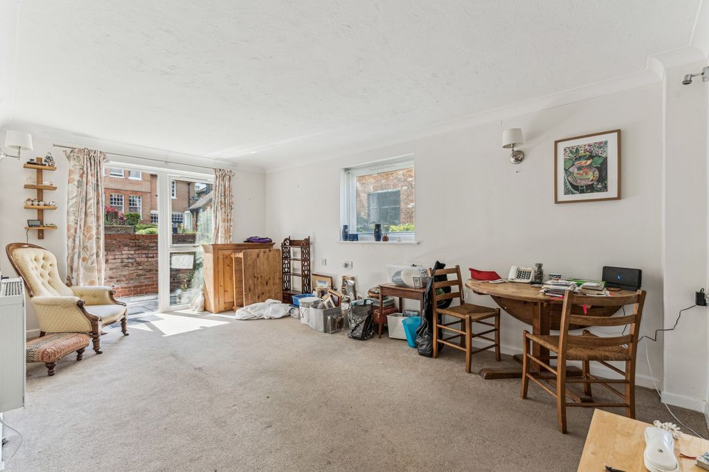 Property photo 3 of 21