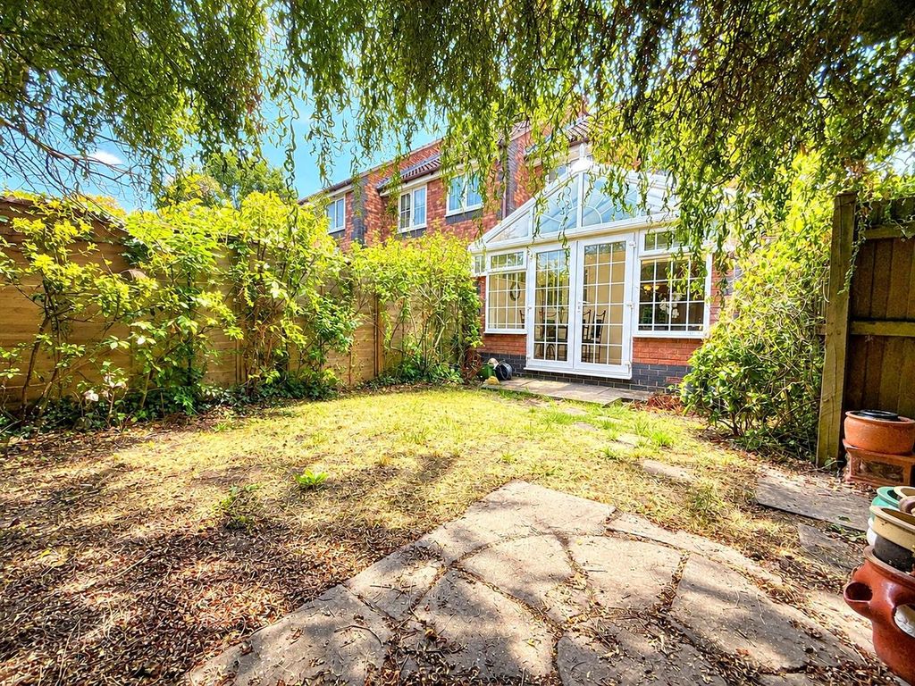Property photo 2 of 11 Garden 2.Jpg