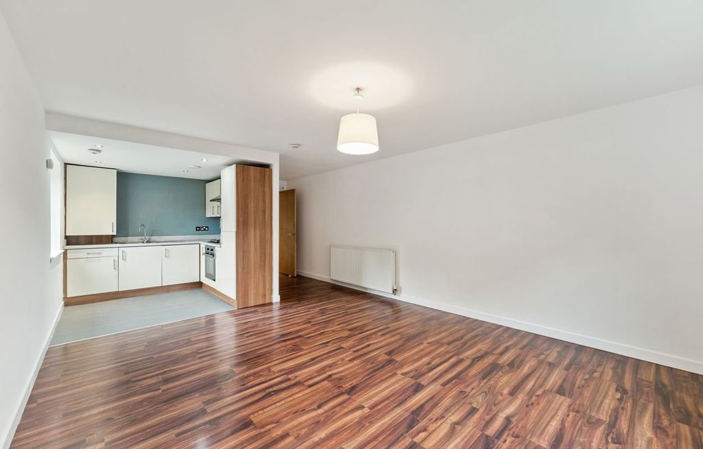 Property photo 3 of 11 Picture No. 11